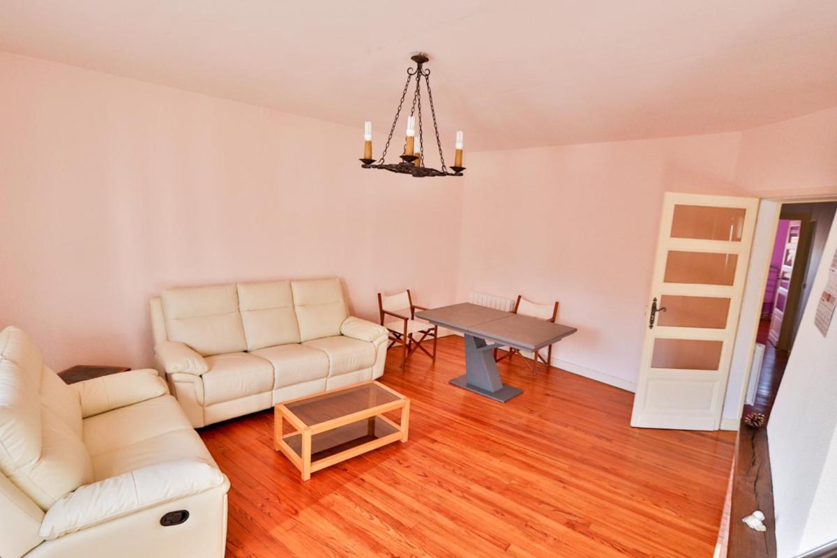 Appartement 1 A 9 Personnes Hagetmau Coeur De Ville Экстерьер фото